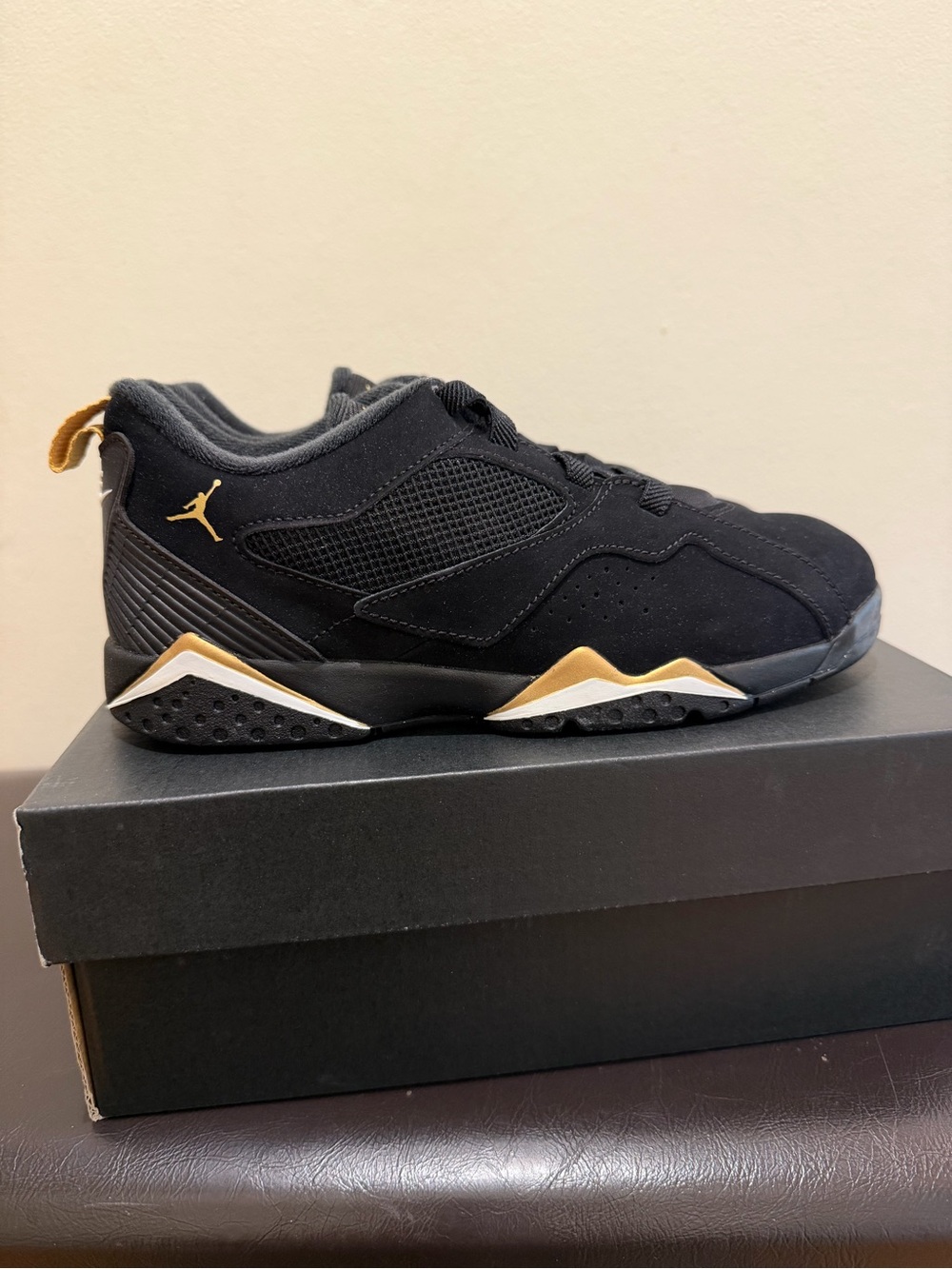 NIB Little Kid PS Jordan MVP 92 Black/Sail/Metallic Gold HQ4426 007